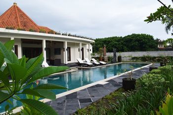 Villa Amari Mataram Exterior photo